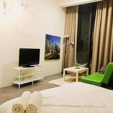 Maya Empire Studio Kampong Bukit Lanjan Екстериор снимка