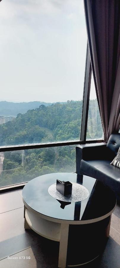 Maya Empire Studio Kampong Bukit Lanjan Екстериор снимка
